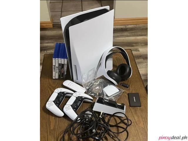 PS5  with assersories Giving away not needed anymore