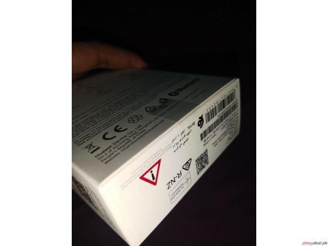 Huawei Band 11 – Brand New & Sealed ( GREEN & BEIGE )